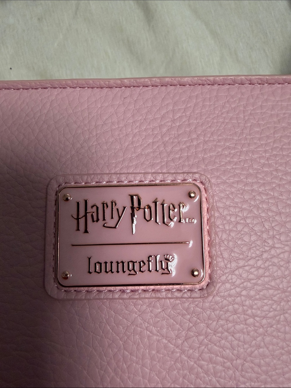 Harry Potter Loungefly Elder Wand Pink Shoulder Bag with Gold Accent - Picture 8 of 8
